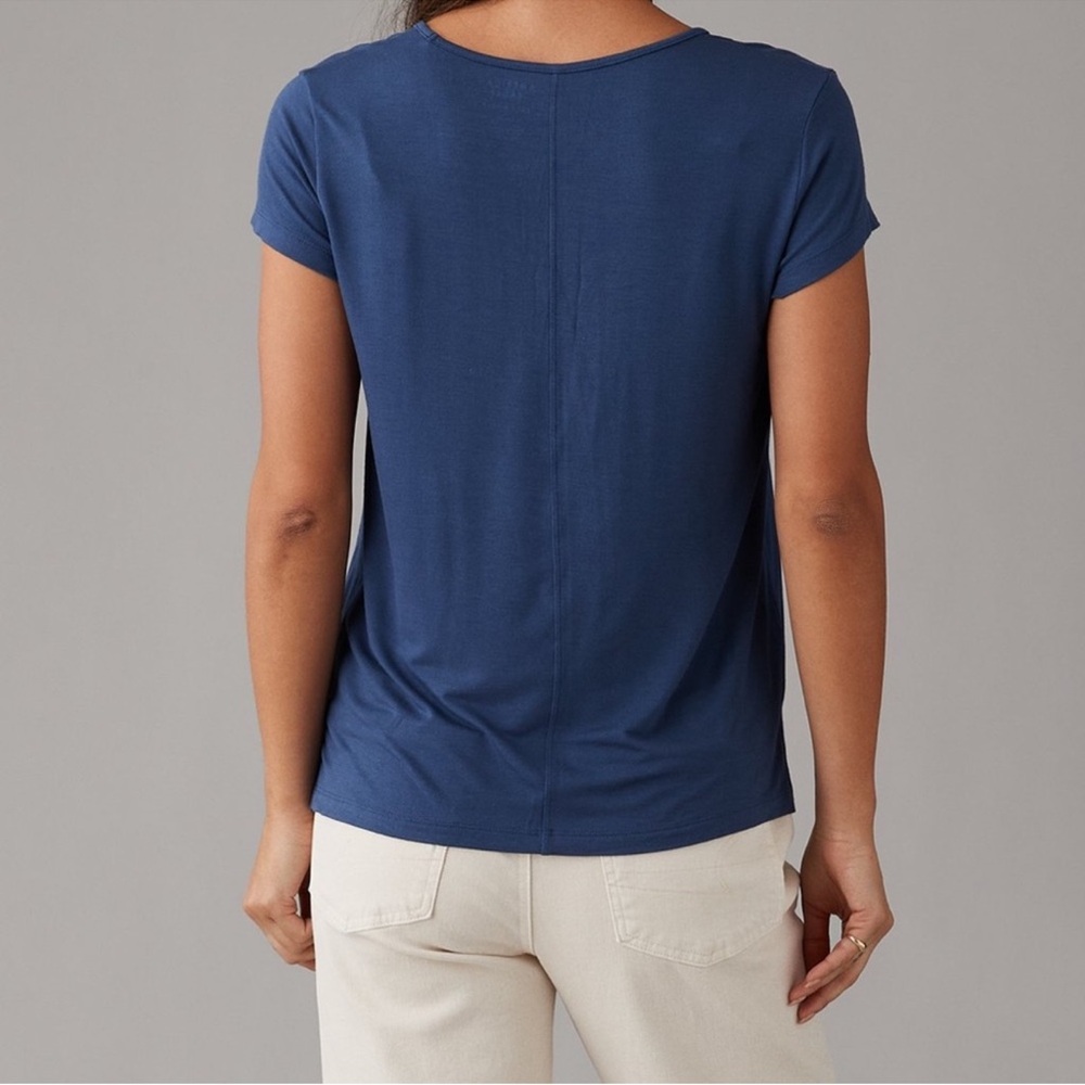 AE Soft & Sexy V-Neck T-Shirt - Picture 2 of 6